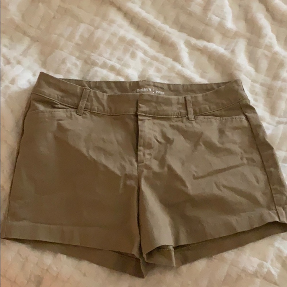 Really cute old navy shorts